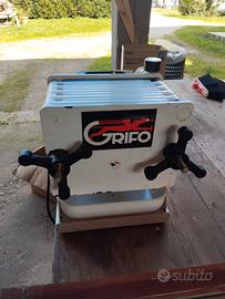 macchina filtraggio del vino