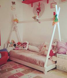 Lettino Montessoriano in legno 