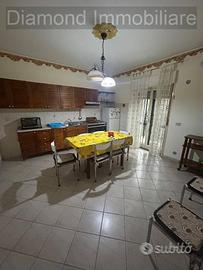 Appartamento con garage a Mascali