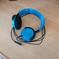 cuffie con filo per ascoltare musica 