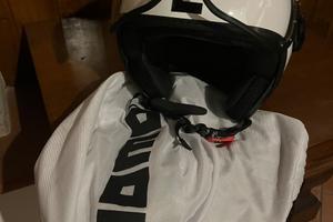 Casco momo