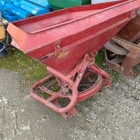 Spandiconcime LELY 4 quintali