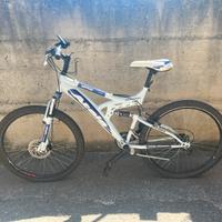 Bicicletta Atala Mitho