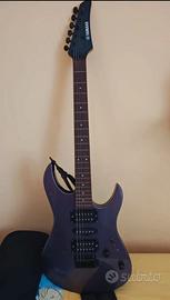 Chitarra elettrica Yamaha con fodera