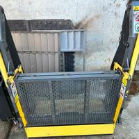 Pedana sollevamento disabili