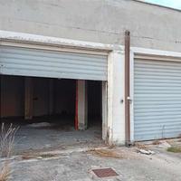 LOCALE COMMERCIALE A BORGO FAITI MQ. 110