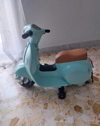 vespa per bambini a batteria