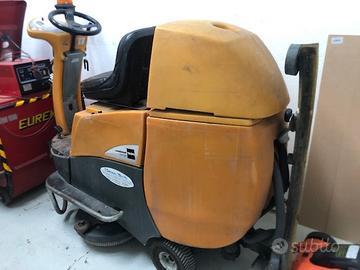 Lavasciuga Tasky swingo 3500 - NOLEGGIO