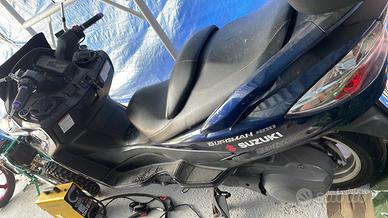 Suzuki burgman