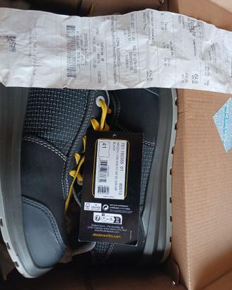 Scarpe antinfortunistiche