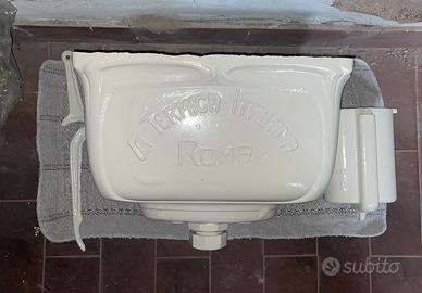 Cassetta WC d’epoca