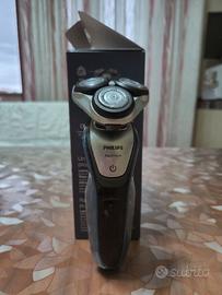 Rasoio elettrico Philips 5000 Aqua Touch Wet & Dry