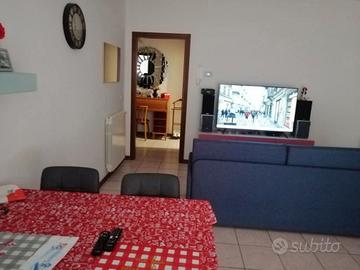 Bilocale Semi-arredato