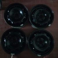 CFRCHI VOLKSWAGEN POLO 14" - 5 FORI non spedisco