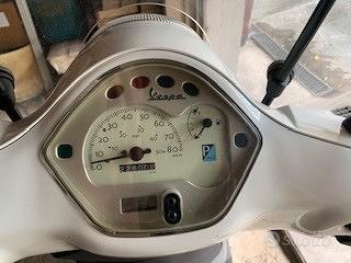 Piaggio Vespa 50 LX - 2011