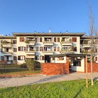 Stupendo quadrilocale ristrutturato con doppi serv