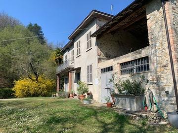 Casa indipendente ampio terreno adiacente