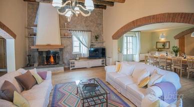 Casale per gruppi a 8 km da san casciano dei bagni