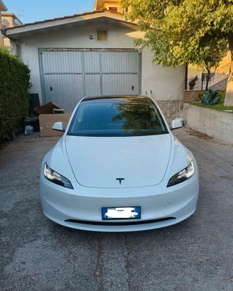Tesla Model 3 Highland RWD – 11/2023 – 29.150 km