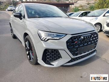 AUDI - Q3 Sportback RS 2.5 quattro s-tronic
