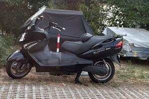 Burgman 650 da riparare