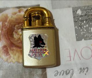 Accendino della Roma a forma di lucchetto