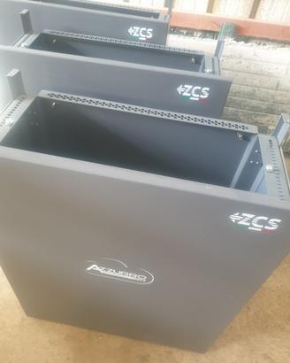 ARMADIO PER MONTAGGIO BATTERIE PYLONTECH US2000