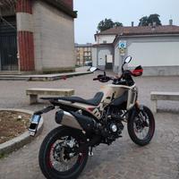 Benelli BKX 125