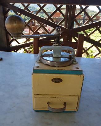 macinino macina caffe 3 spade
