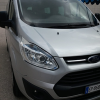 Ford transit custon 9 posti