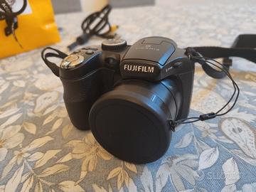 Fujifilm Finepix S2500HD