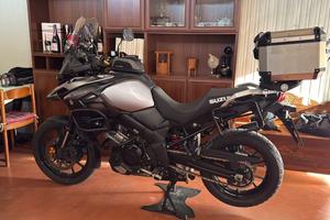 Suzuki V-strom dl 1000