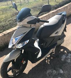 scooter kynco