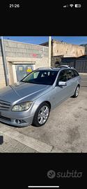 Mercedes 220 sw con gancio traino
