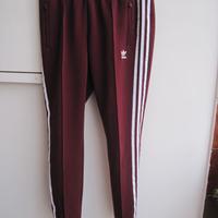 Pantaloni sportivi da donna,