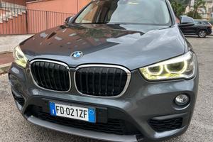 Bmw X1 sDrive18d xLine Strafull !!!