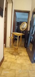 toilette lavabo con specchio catino