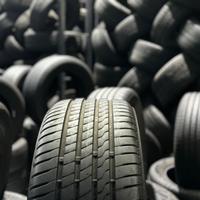 Gomme semi nuove