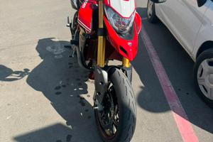 Hypermotard 950sp