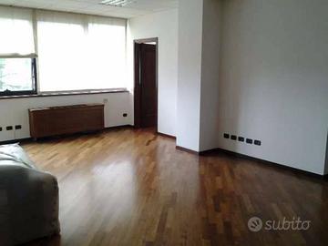 Immobile di 150 m² con più di 5 locali a Sansepolc