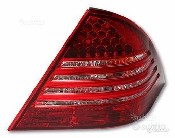 Fanali posteriori LED MERCEDES C W203 00-07
