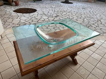 Lavandino in vetro trasparente