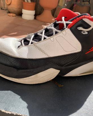 Nike Jordan max aura 3