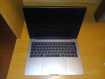 MacBook Pro 13.3" Retina i5 16GB SSD 256 Monterey