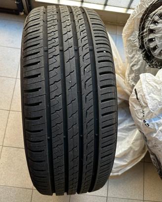 Pneumatici estivi BARUM BRAVURIS 5HM 215/50R1896W