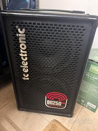 TC Electronic BG250 amplificatore per basso 2x8”