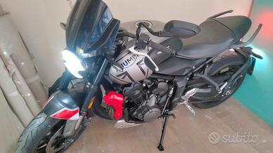 Triumph Trident 660