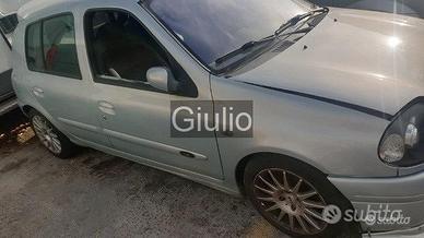 Renault clio ricambi