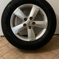 Cerchio Nissan + gomma hankook 215/65R16