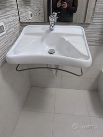 wc e lavandino disabili 